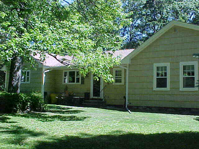 Building photograph for 34+34A BUNKER HILL ROAD